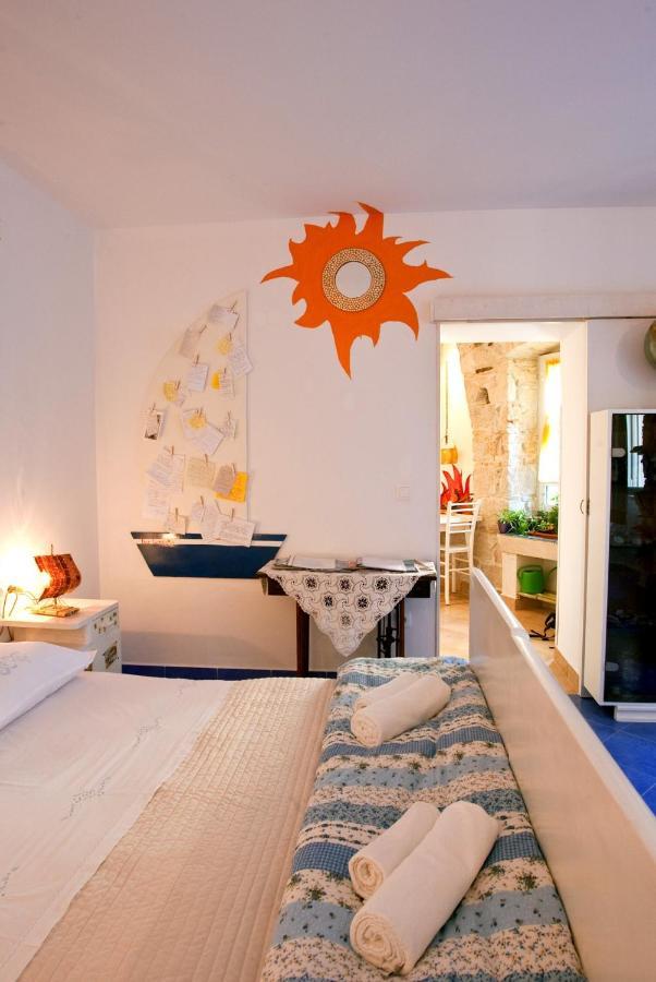 Studio Apartment Sretna สปลิท ภายนอก รูปภาพ